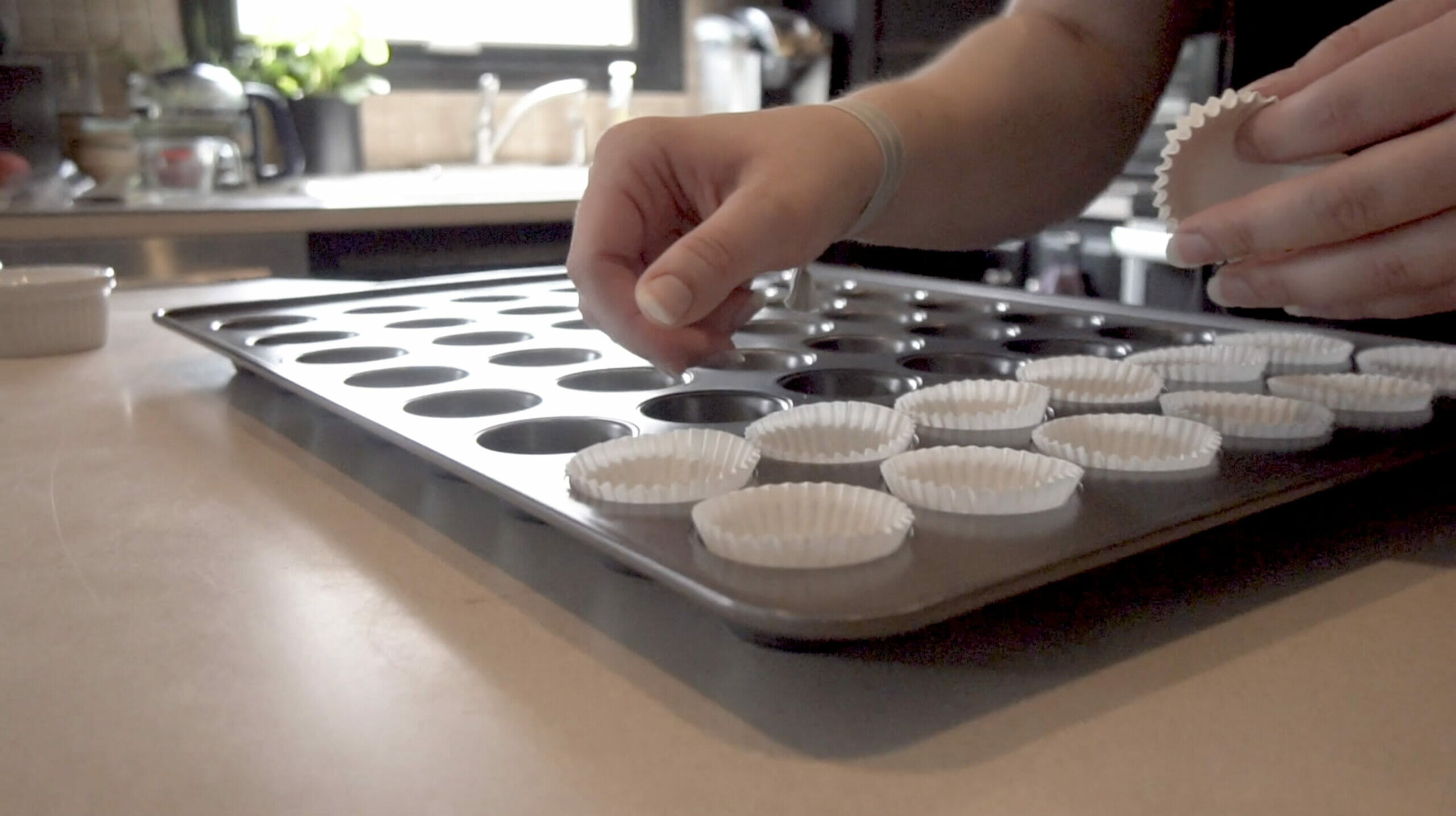 Cake, Cupcake & Muffin Pans - Chef's Complements